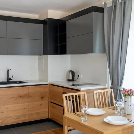Modern And Spacious Apartments In The City Centre Sofia Exterior photo